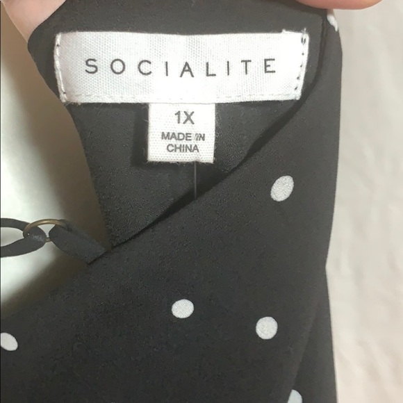 Socialite Cami (Plus) - Picture 3 of 3